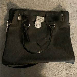 Mint condition, not even used Michael Kors bag